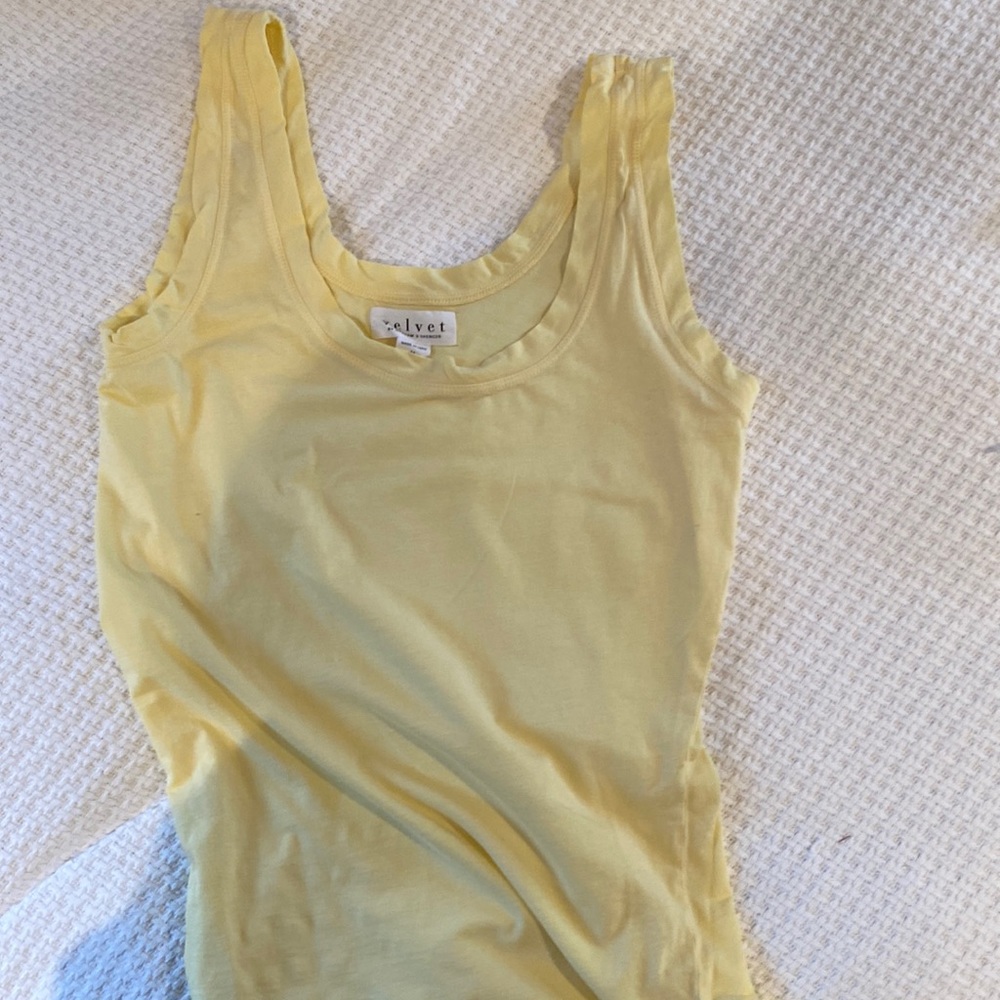 Velvet yellow cotton tank size M
